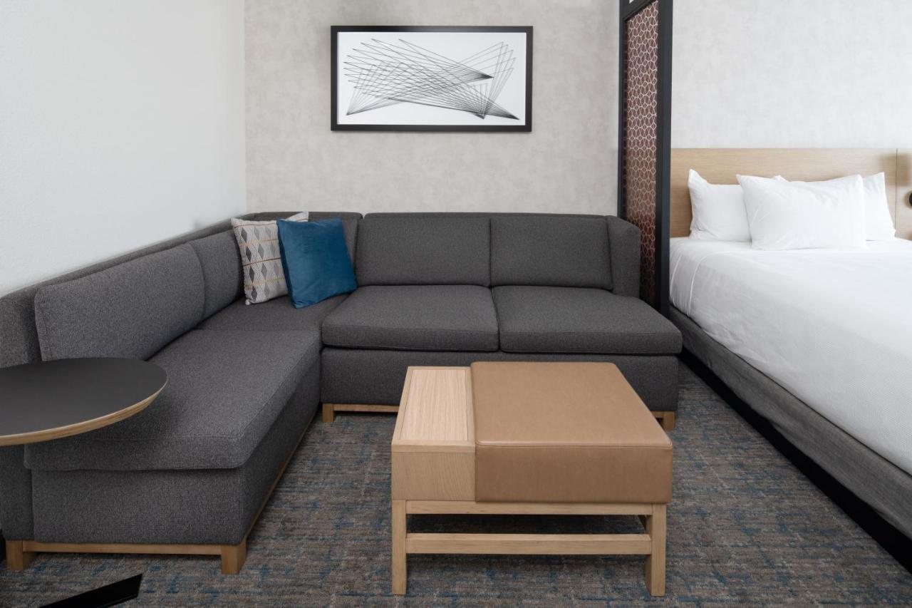 Hyatt Place Bakersfield Eksteriør billede