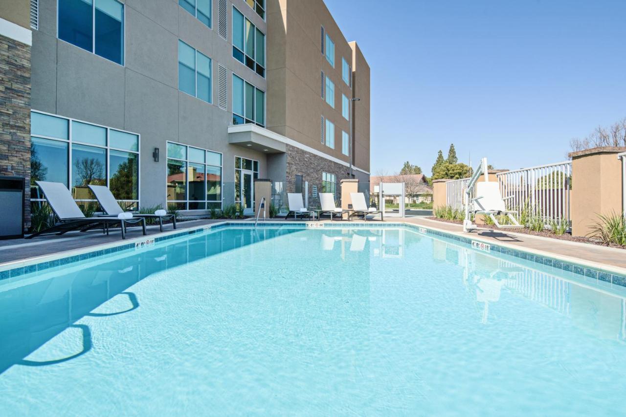 Hyatt Place Bakersfield Eksteriør billede