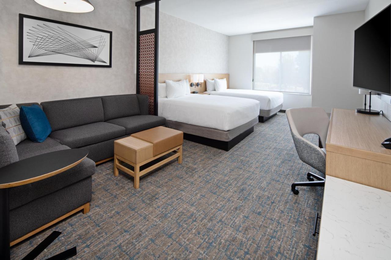 Hyatt Place Bakersfield Eksteriør billede